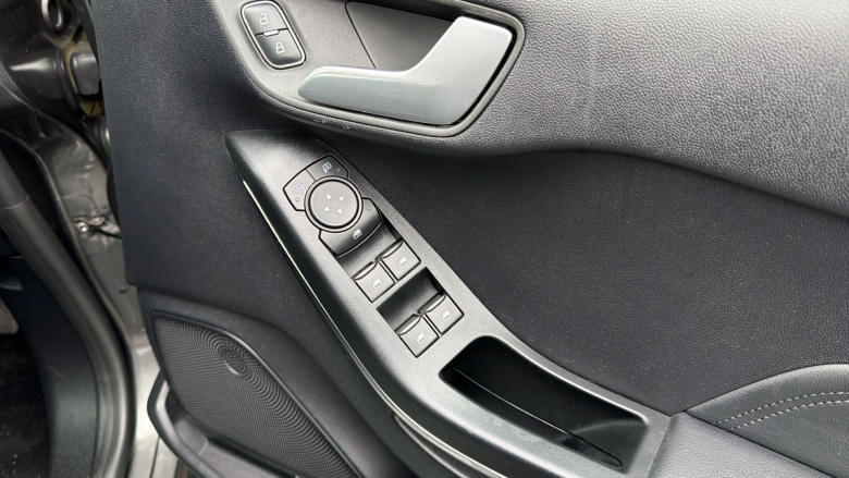 Ford Fiesta 1.0 EcoBoost Hbd mHEV 125 Titanium X 5dr Petrol Hatchback